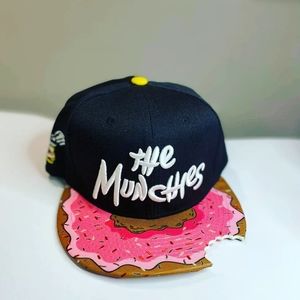 Snap back hat, "The Munchies"